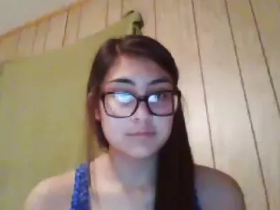 金发美女与大奶