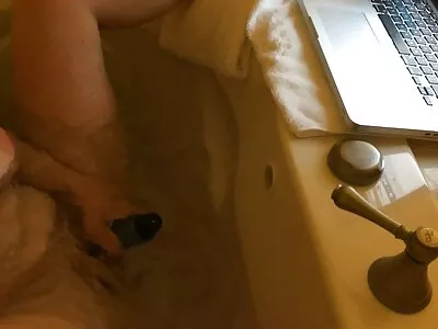 喝醉的 青少年 钢棒